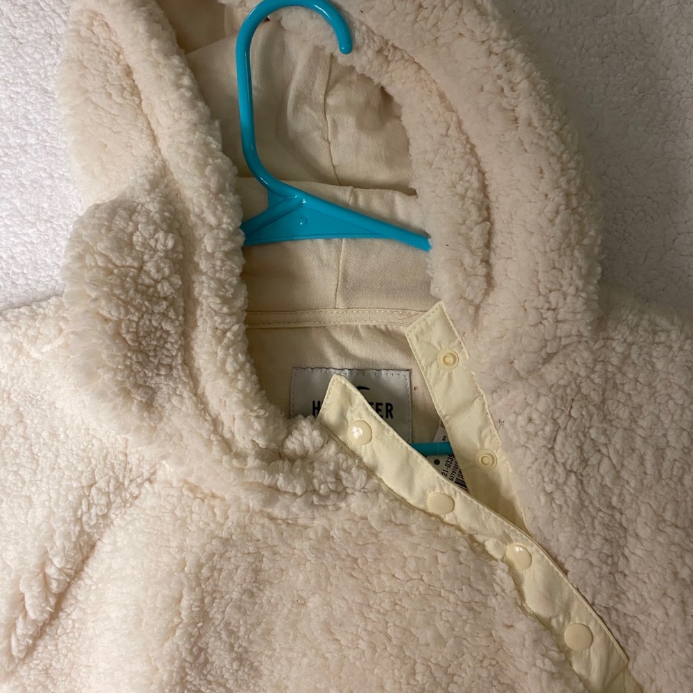 Hollister Sherpa Hoodie - Picture 4 of 12